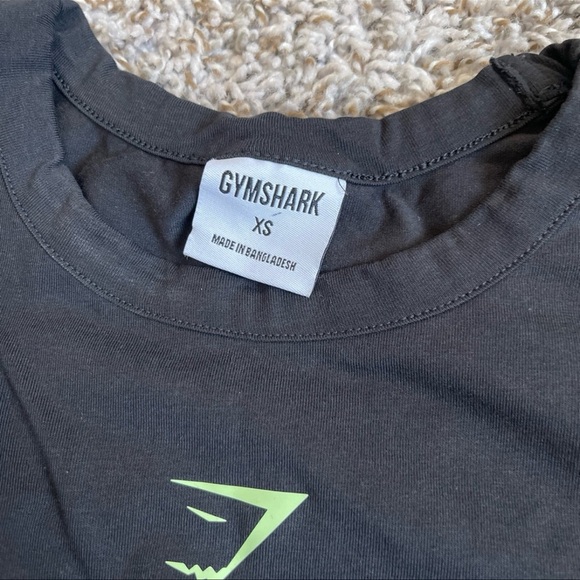 Gymshark black Tee with Neon Graphic - Picture 6 of 6